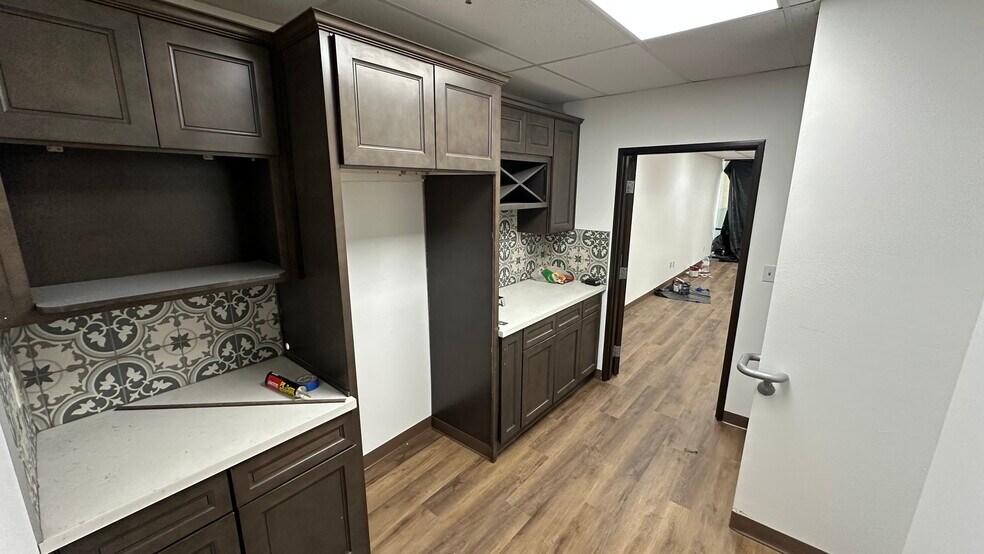 More Photos Of 41145 Raintree Ct, Murrieta Warehouse For Lease