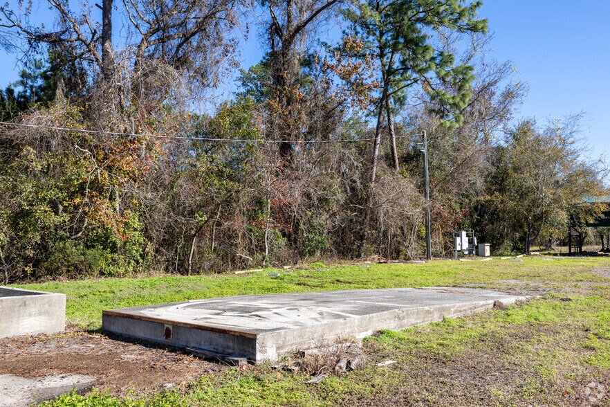 More Photos Of 11843 Camden Rd, Jacksonville Land For Lease