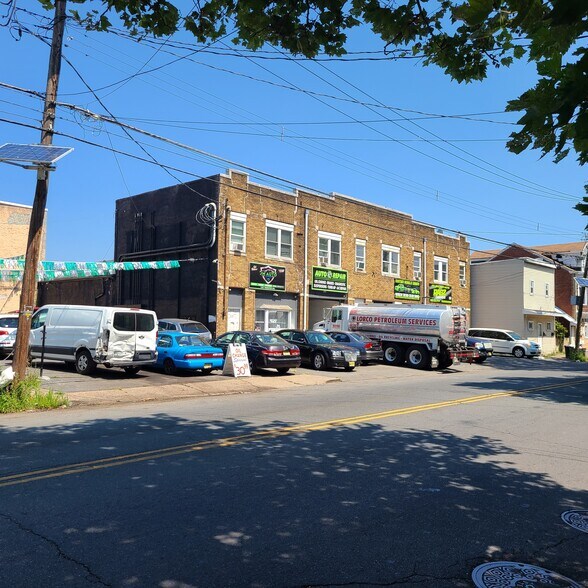 More Photos Of 1455 Princeton, Ewing Unknown For Lease