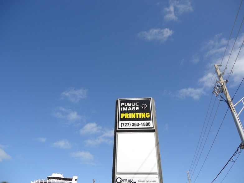 More Photos Of 5050 Gulf Blvd, Saint Petersburg Medical For Lease