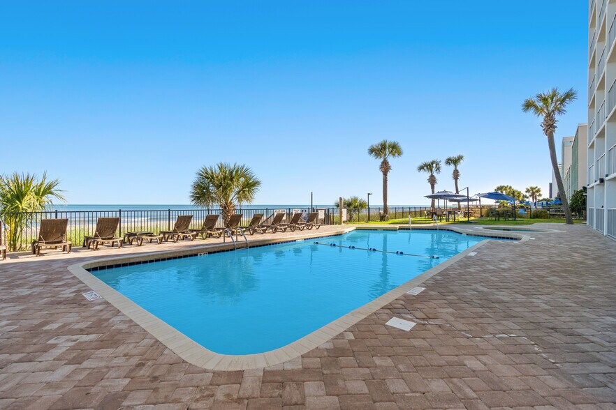 More Photos Of 2209 S Ocean Blvd, Myrtle Beach Hotel For Sale