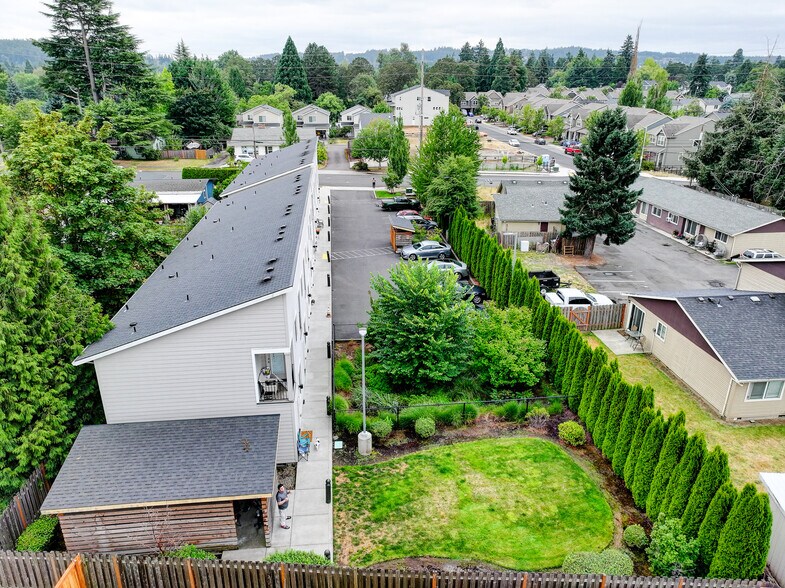 More Photos Of 17345 SW Blanton St, Beaverton Apartments For Sale