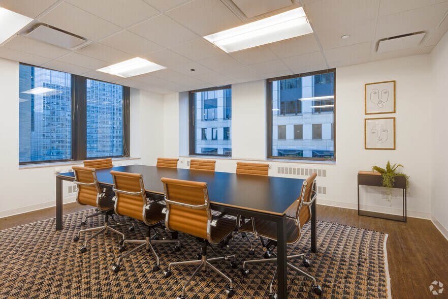 More Photos Of 205 W Wacker Dr, Chicago Office For Sale