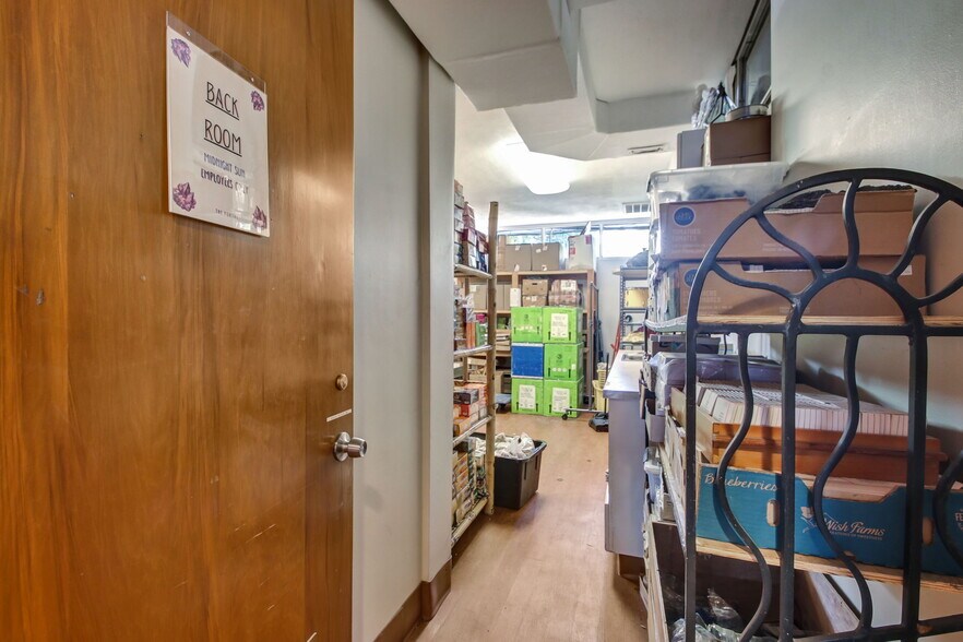 More Photos Of 1503 Oak St, Jacksonville Medical For Sale