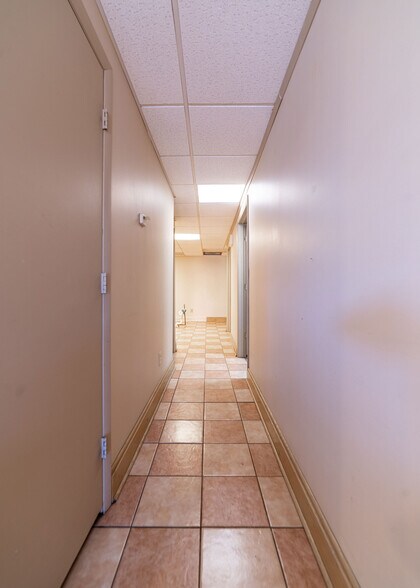 More Photos Of 500 N Pike Rd, Sarver Office Residential For Sale