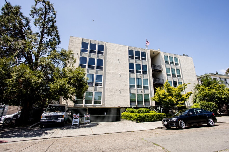 More Photos Of 3525 Dimond Ave, Oakland Apartments For Sale