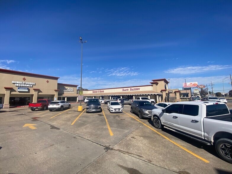 More Photos Of 3500-3536 FM 365, Nederland Unknown For Lease
