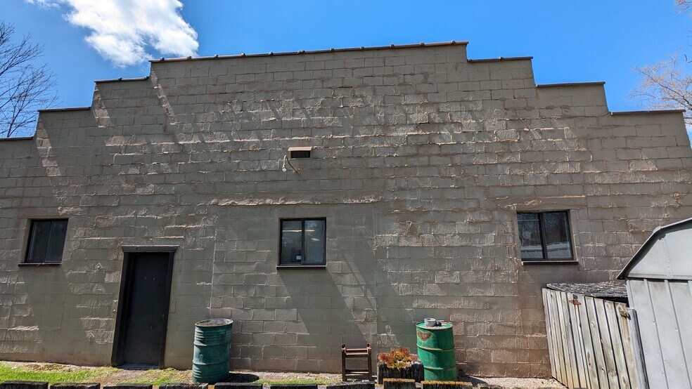 More Photos Of 4444 Forest St, Leonard General Retail For Sale