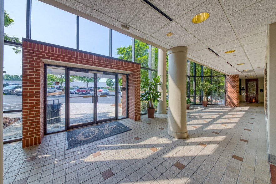 More Photos Of 40 Technology Pky S, Norcross Loft Creative Space For Lease