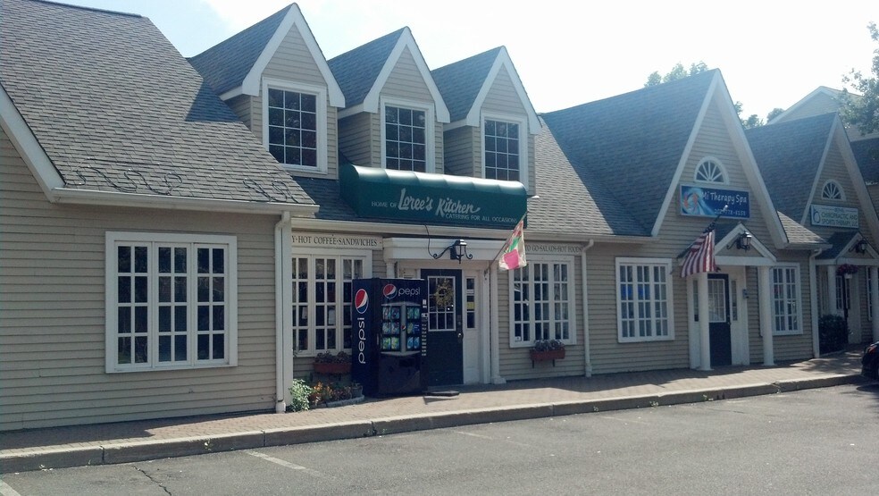 More Photos Of 2-12 Elizabeth St, Bethel Restaurant For Lease