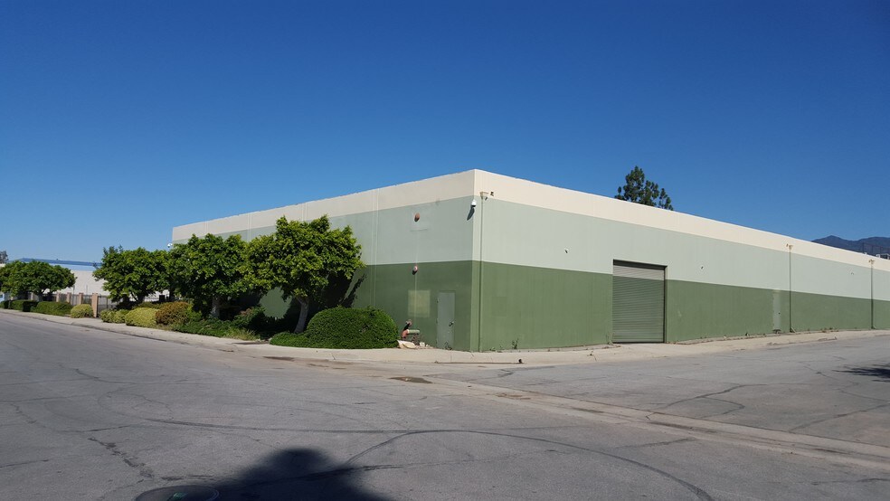 Primary Photo Of 11746 Clark St, Arcadia Distribution For Lease