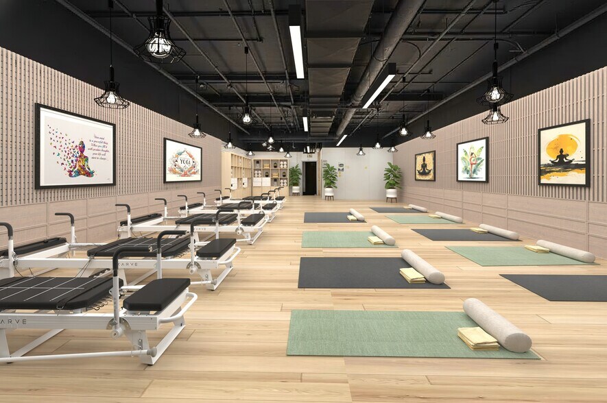 More Photos Of 925 E McMillan St, Cincinnati Storefront For Lease