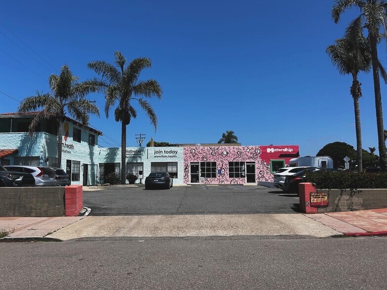 More Photos Of 902-914 N Coast Hwy 101, Encinitas Freestanding For Sale