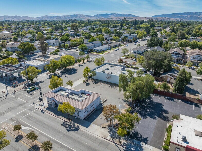 More Photos Of 1593 1st St, Livermore Fast Food For Lease
