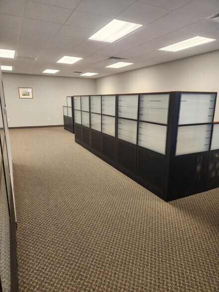 More Photos Of 1801-1867 Banks Rd, Margate Office For Lease
