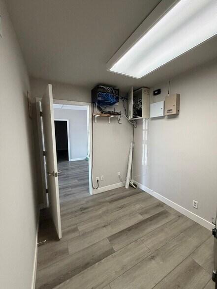 More Photos Of 3475 Boulder Hwy, Las Vegas Freestanding For Lease