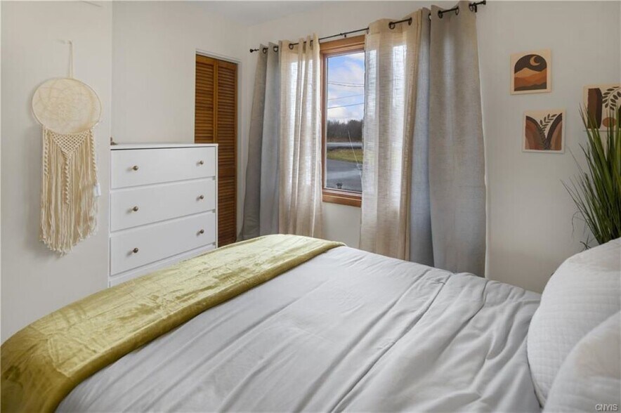 More Photos Of 163 Ridge Rd, Lansing Apartments For Sale