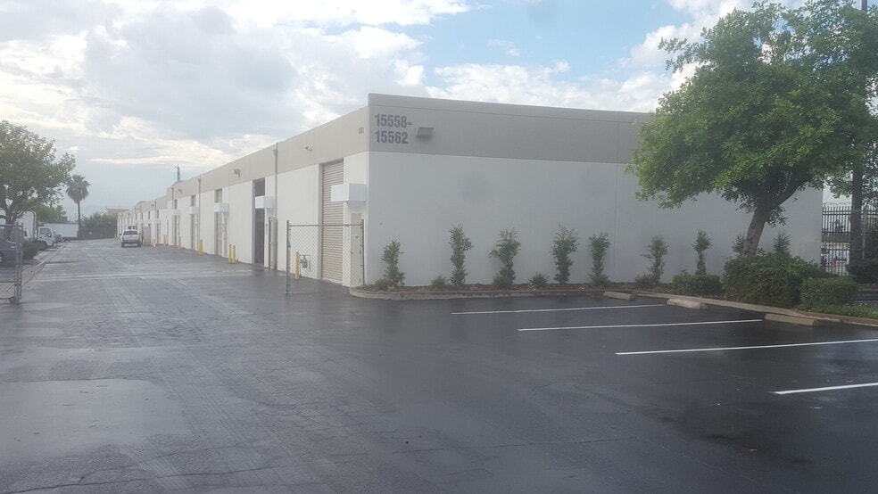 More Photos Of 15562 Arrow Hwy, Irwindale Warehouse For Lease