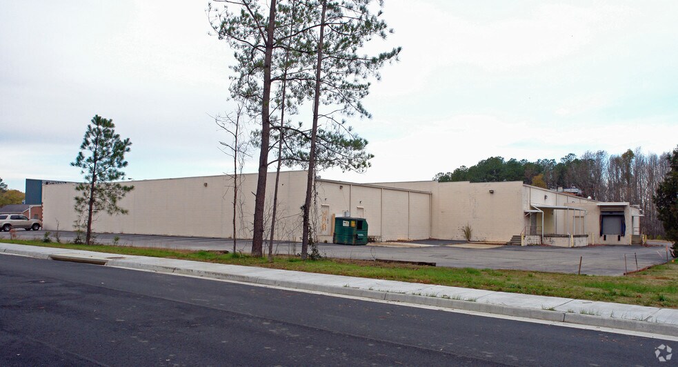 More Photos Of 2733-2793 S Crater Rd, Petersburg Unknown For Lease