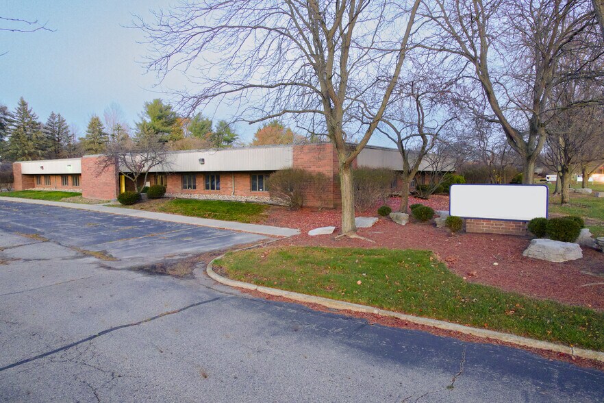 More Photos Of 2356-2370 Science Pky, Okemos Office For Lease