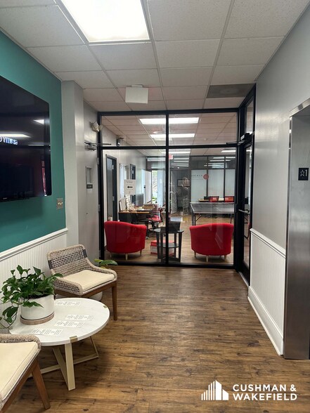 More Photos Of 151-153 S Oakland Ave, Rock Hill Office For Sale