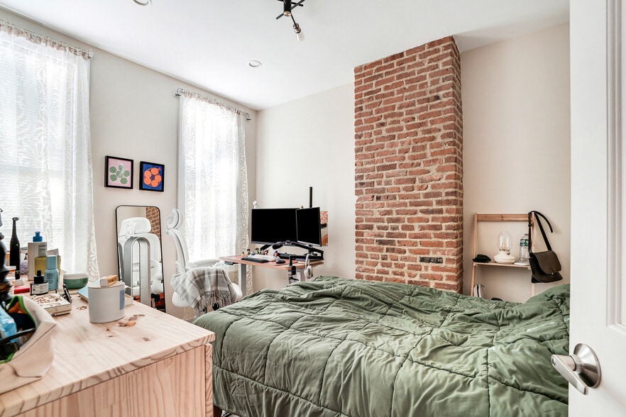 More Photos Of 119 33rd St, Brooklyn Apartments For Sale
