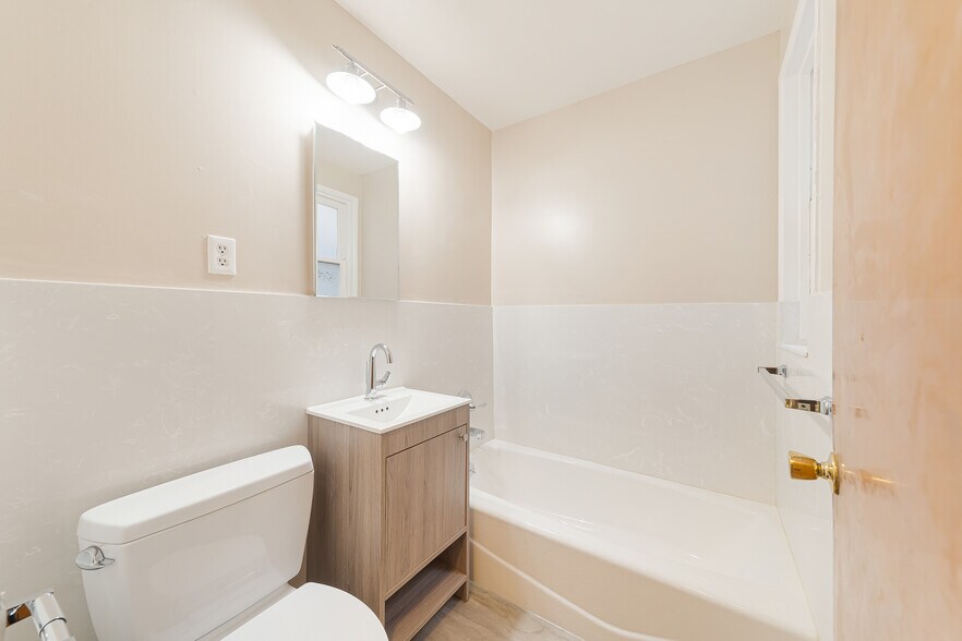 More Photos Of 5947-5949 Geary Blvd, San Francisco Apartments For Sale