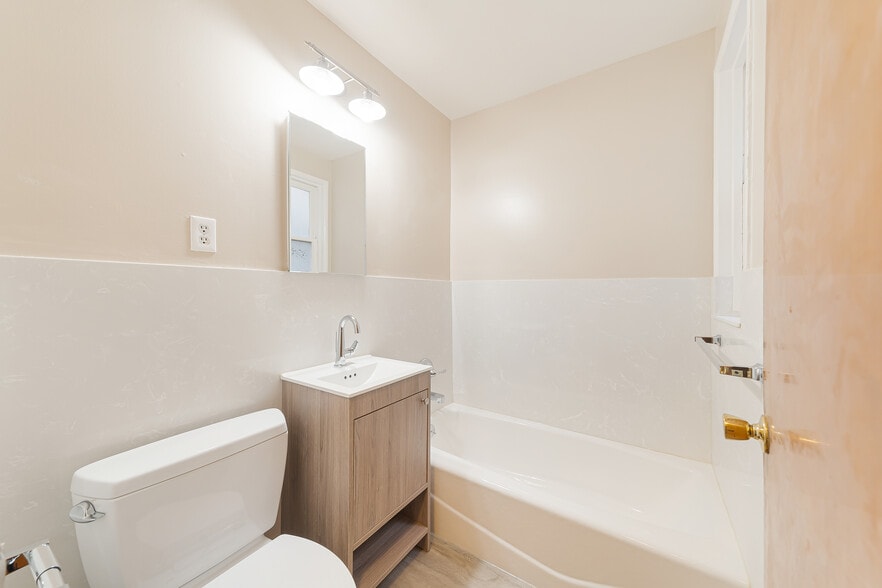 More Photos Of 5947-5949 Geary Blvd, San Francisco Apartments For Sale