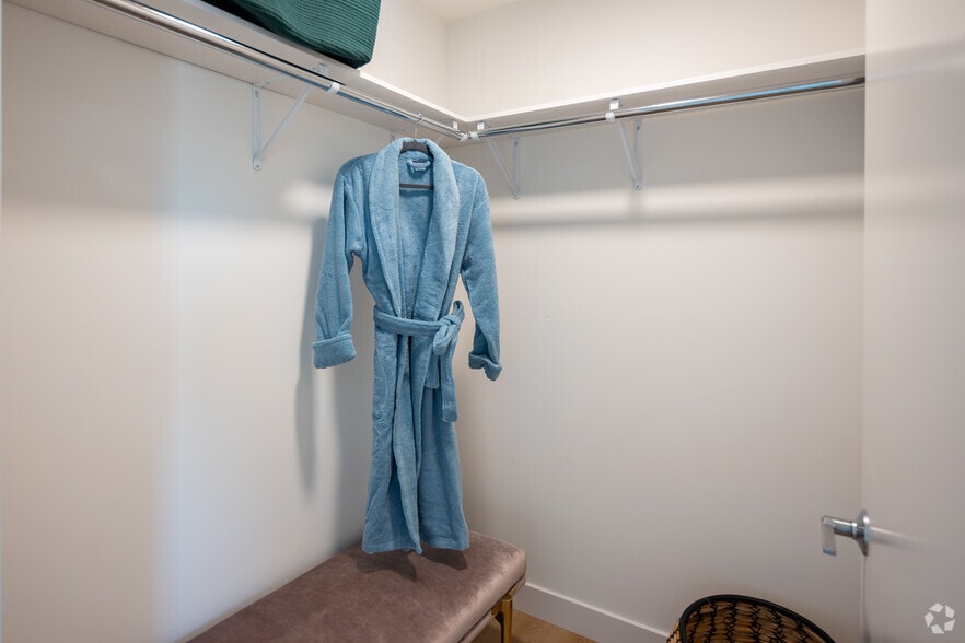 More Photos Of 420 Mendocino Ave, Santa Rosa Apartments For Lease