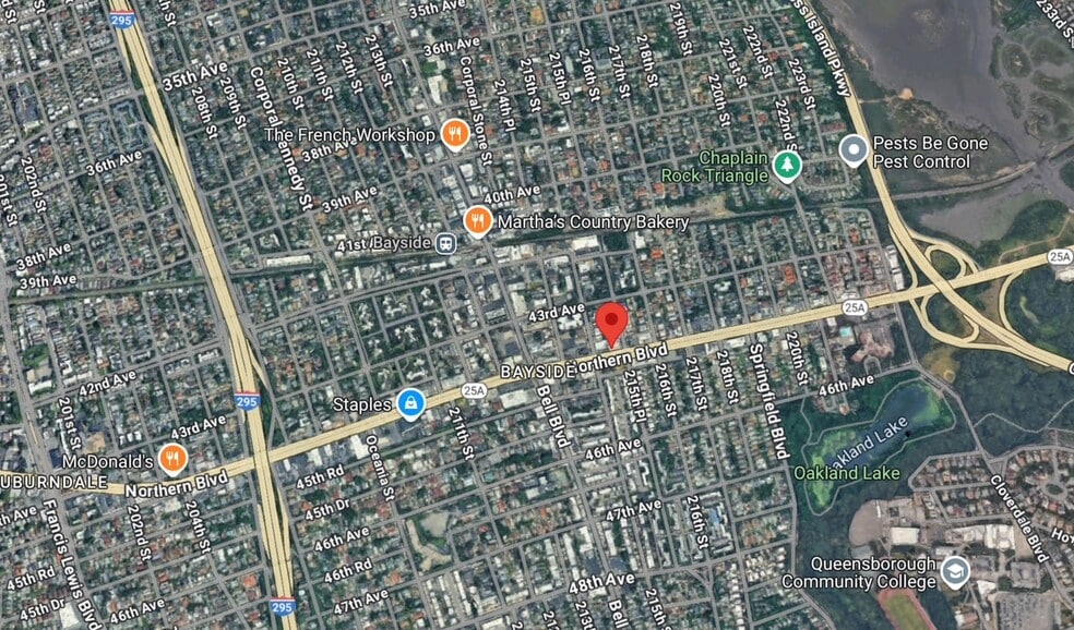 More Photos Of 215-15 Northern Blvd, Bayside Storefront Retail Office For Lease