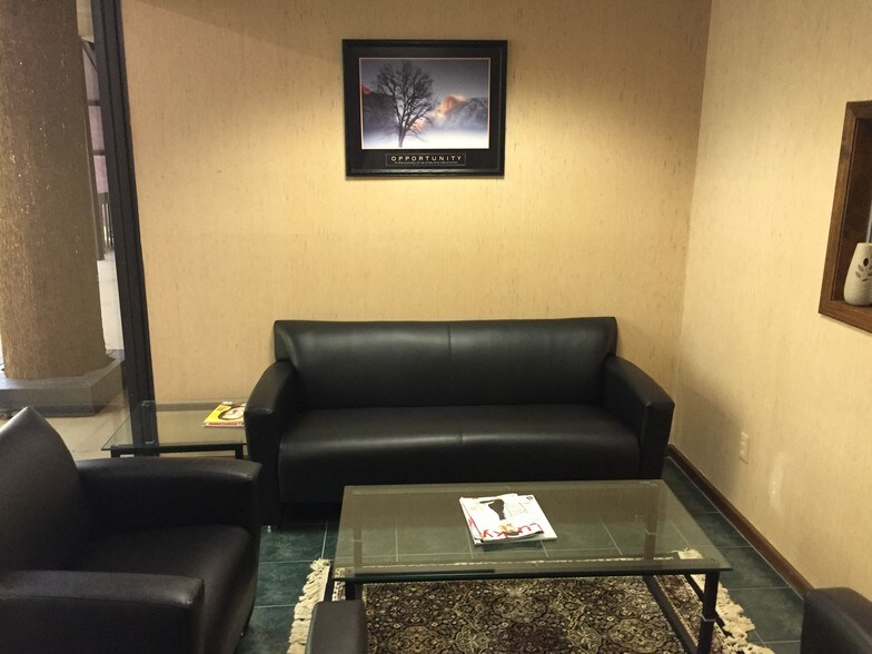 More Photos Of 2301 Park Ave, Orange Park Office For Lease