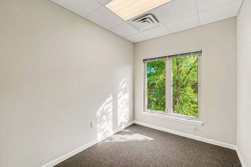 More Photos Of 6900 Houston Rd, Florence Office For Lease