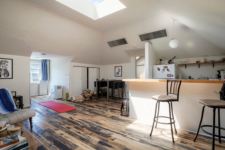 More Photos Of 1439 Detroit St, Denver Apartments For Sale