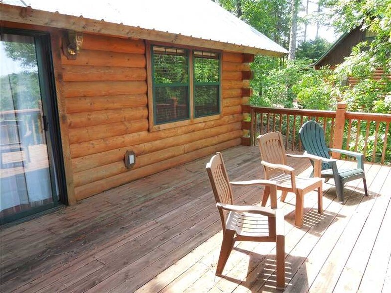 More Photos Of 15695 Highway 187, Eureka Springs Hotel For Sale