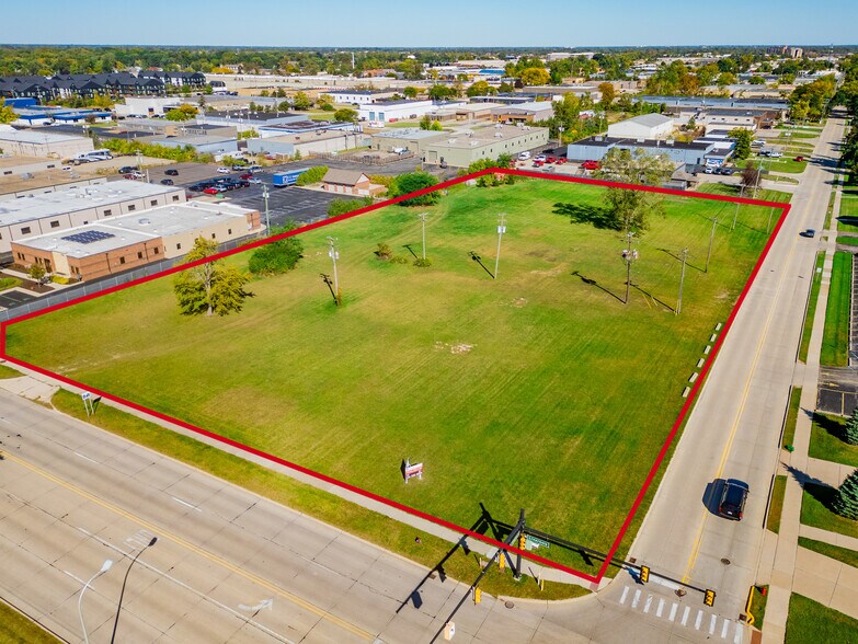 More Photos Of 930-946 Livernois Rd, Troy Land For Sale