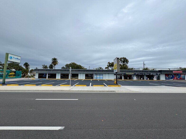 More Photos Of 4239-4255 W Kennedy Blvd, Tampa Unknown For Lease