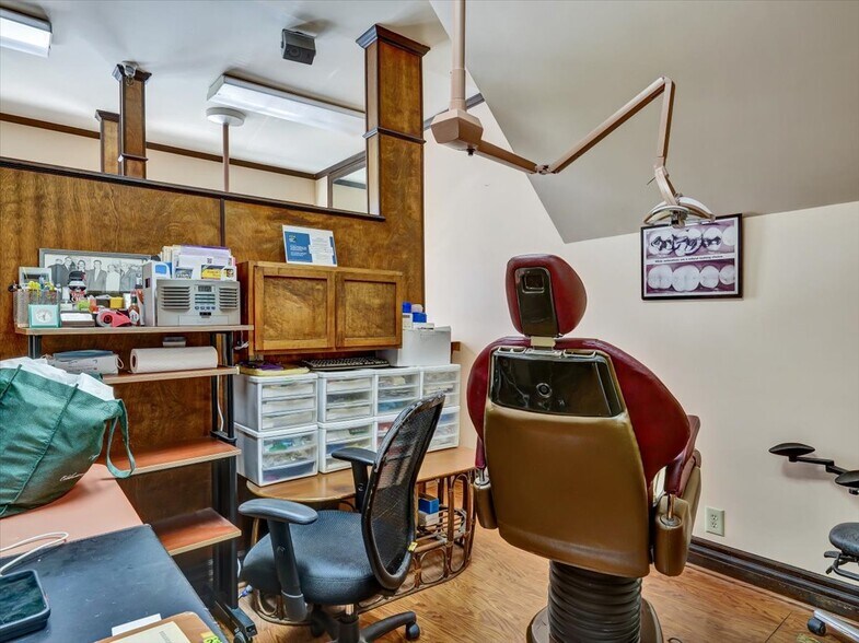 More Photos Of 2250 Union St, San Francisco Storefront Retail Office For Lease