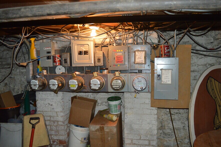 More Photos Of 354 Graham Ave, Brooklyn Storefront Retail Residential For Sale