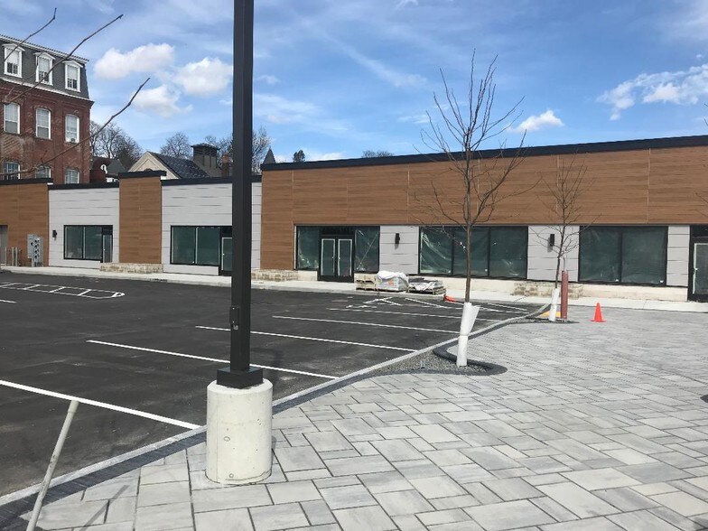 More Photos Of 35 Main St, Fitchburg Storefront Retail Office For Lease