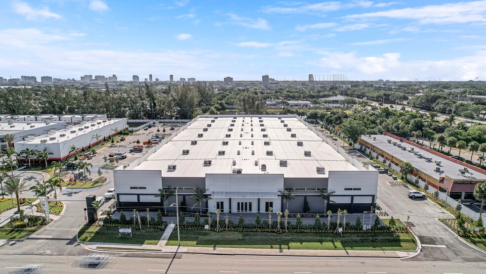 More Photos Of 1114 N Congress Ave, West Palm Beach Industrial For Sale