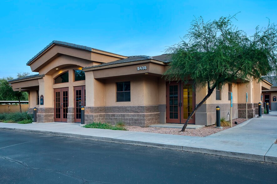 More Photos Of 8438 E Shea Blvd, Scottsdale Medical For Sale