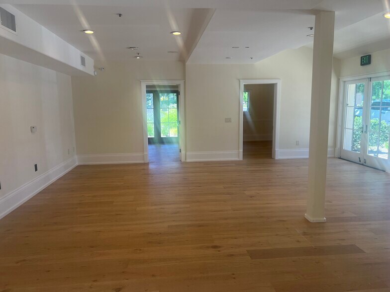 More Photos Of 6495 Washington St, Yountville Storefront For Lease