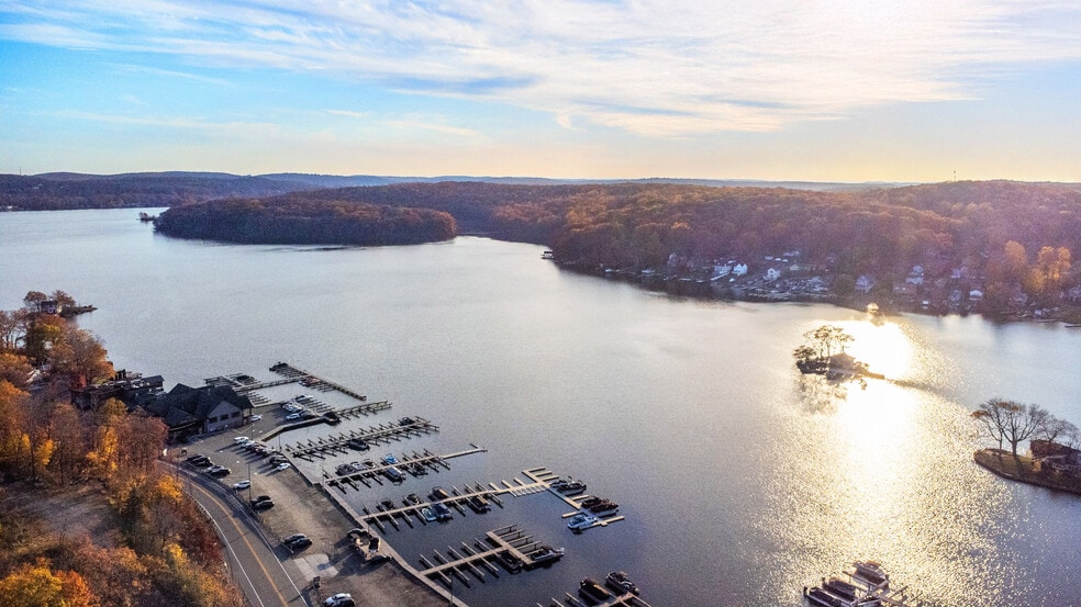 More Photos Of 148 Route 181, Lake Hopatcong Apartments For Sale