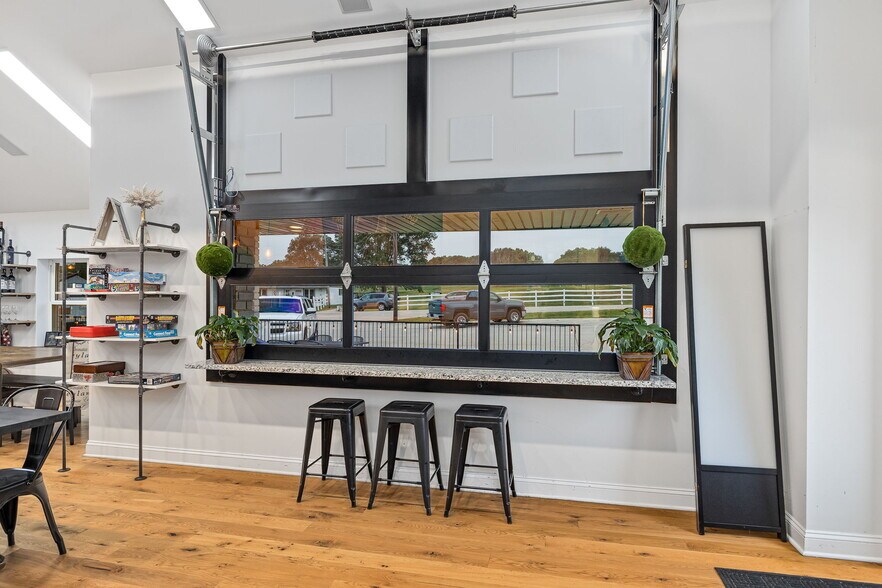 More Photos Of 6480 SE Highway 169, Saint Joseph Sports And Entertainment For Sale