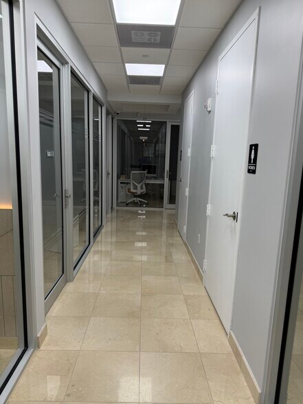 More Photos Of 7950 NW 53rd St, Doral Medical For Sale