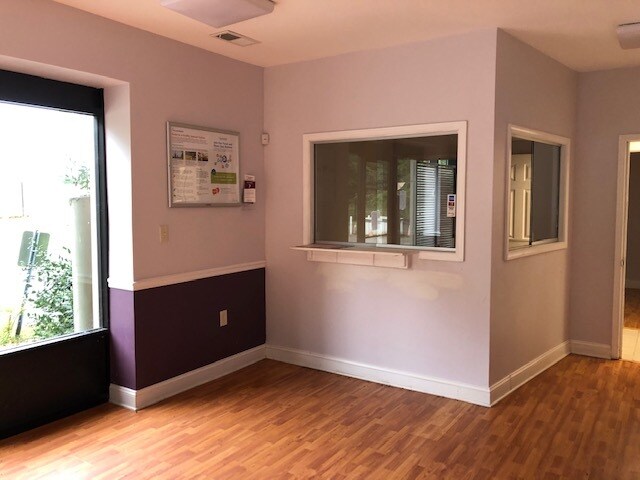 More Photos Of 25 Goss Dr, Hampton Medical For Sale