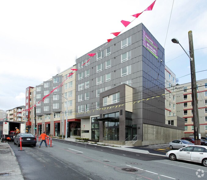 More Photos Of 4535 12th Ave NE, Seattle Apartments For Lease