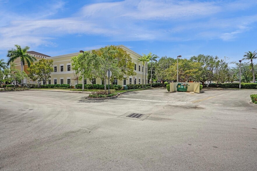 More Photos Of 15620 SW 29th St, Miramar Medical For Sale