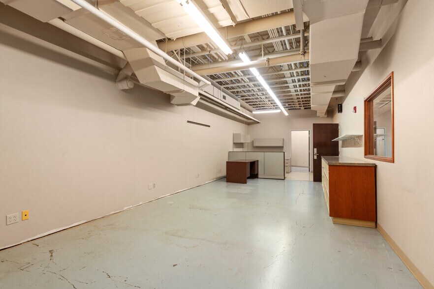 More Photos Of 555 Corporate Dr, Kalispell Medical For Lease