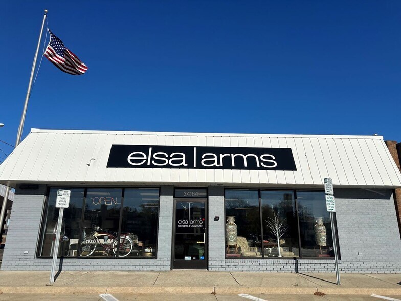 Primary Photo Of 34164 Woodward Ave, Birmingham Storefront For Lease